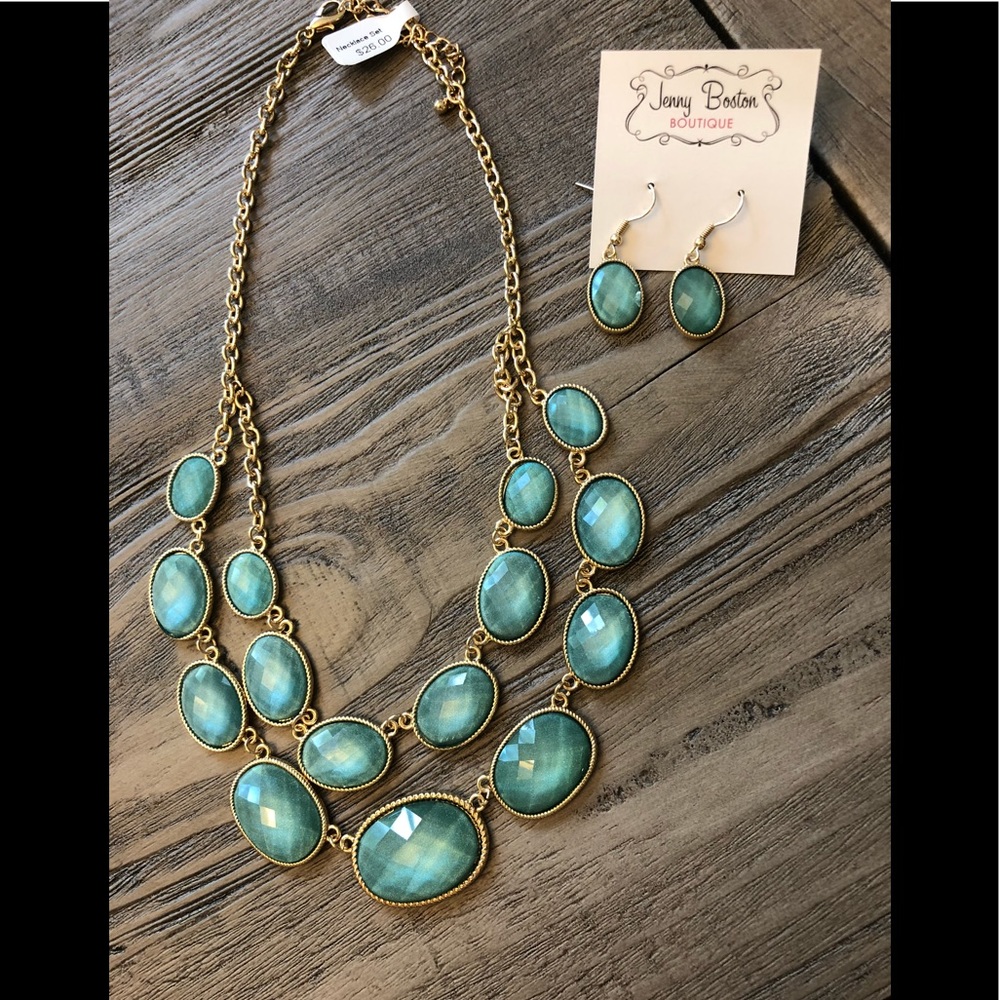 Jenny Boston Boutique Teal necklace/ earrings